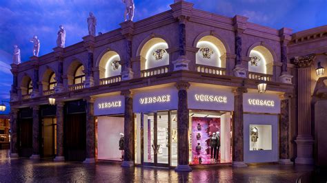 versace las vegas boutiques.